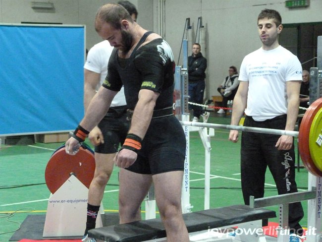 LORENZO BONAZZI - INGRESSO 1° PANCA - 155 KG