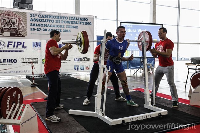 VLAD ANTONIU MUDURA - 2° SQUAT - 210 KG