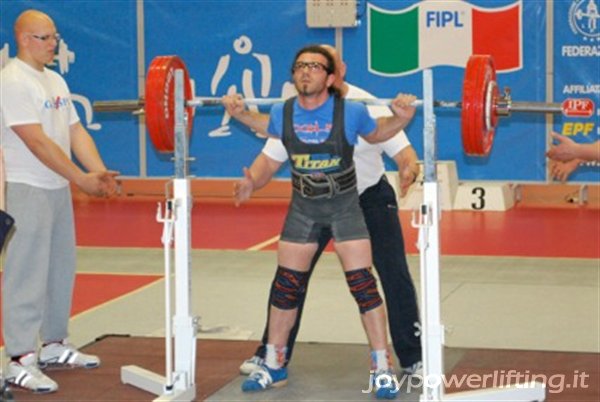 IN PEDANA - ROMANO VALERIO - 1° SQUAT - 190 KG