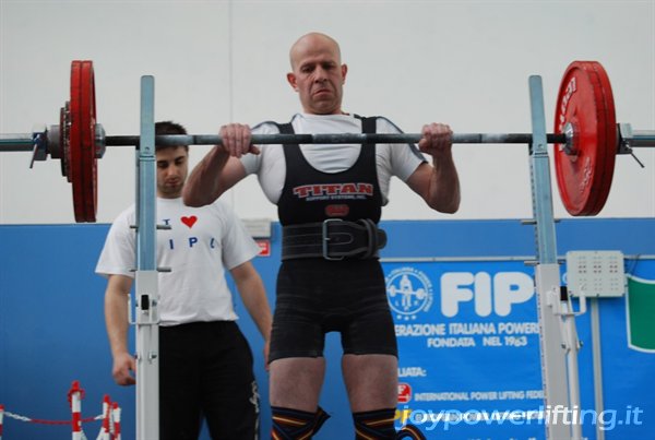 IN PEDANA - LUCA CENACCHI - 2° SQUAT - 140 KG