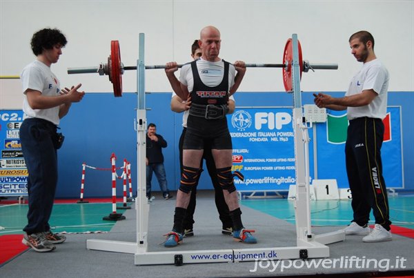 IN PEDANA - LUCA CENACCHI - 2° SQUAT - 140 KG