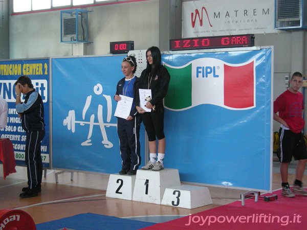 PREMIAZIONE CATEGORIA FEMMINILE -52 KG